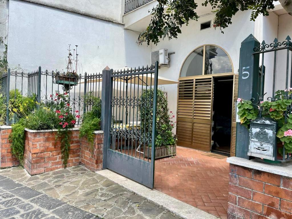 Apartmán Casa Violante Vico Equense Exteriér fotografie